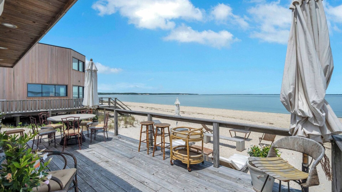 Tuckahoe House | Tranquil Bayfront Escape in Southampton Beachfront Living with.