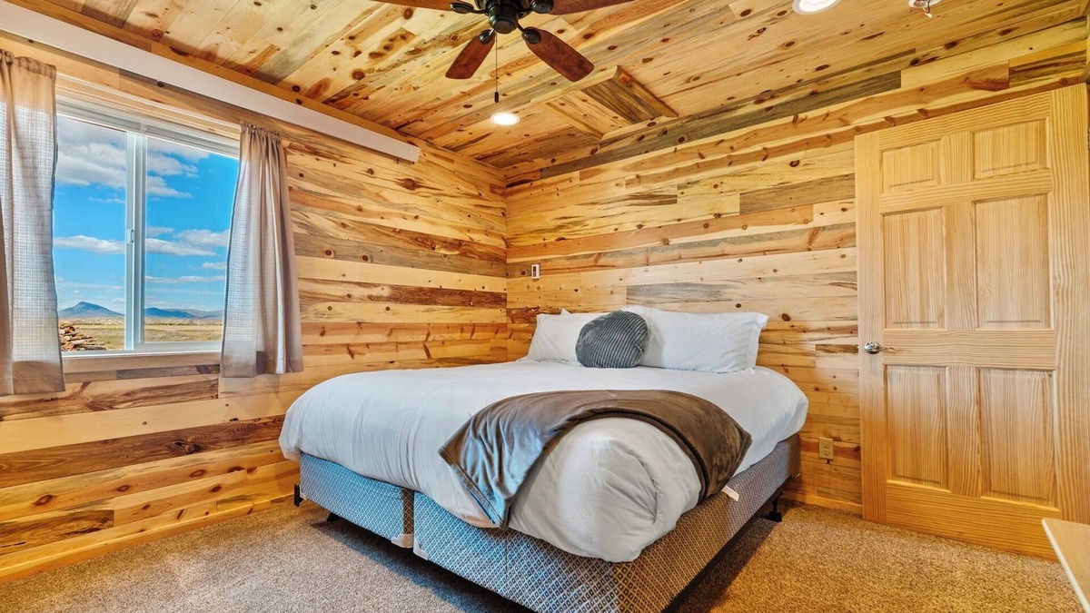 Kremmling House | Tranquil Cabin Retreat in the Heart of Kremmling!