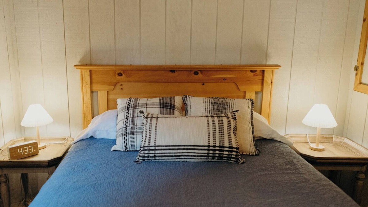 Wasilla Cabin | Tranquil cabin with WiFi in charming Wasilla