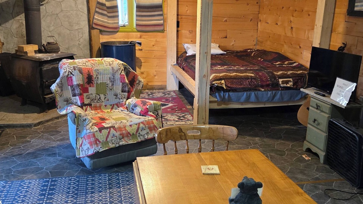 Wisdom Cabin | Tranquil cabin with WiFi in charming Wisdom,MT.nThe peace of mind is so quiet