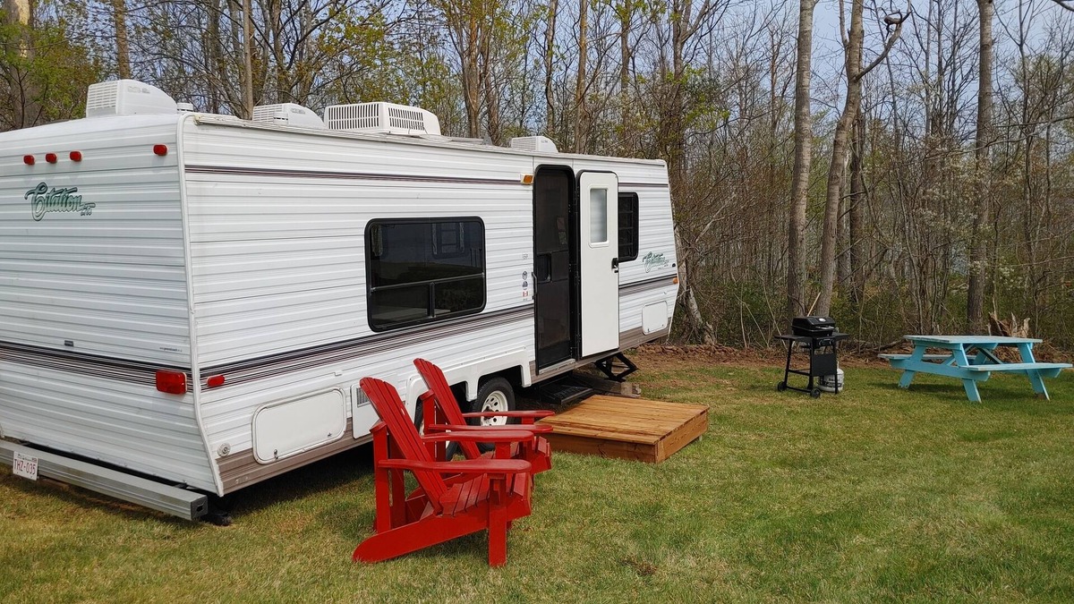 Port Wade House | Tranquil Camper with a View