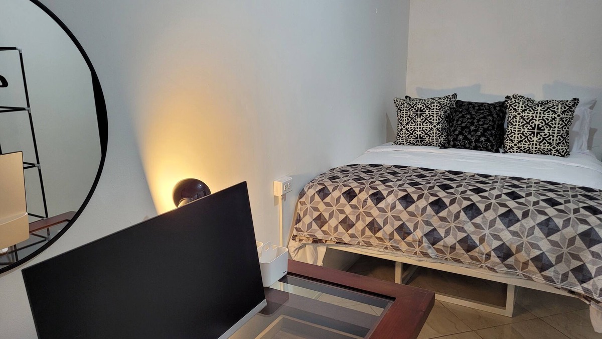 Saint James Apartment | Tranquil & Cozy 1-Bedroom apartment in amazing Port of Spain with AC