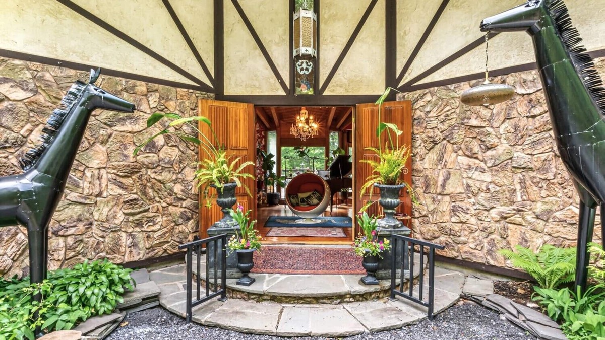 Denver Villa | Tranquil escape with/hot tub views. 2.5 hours from NYC. On the market for sale.