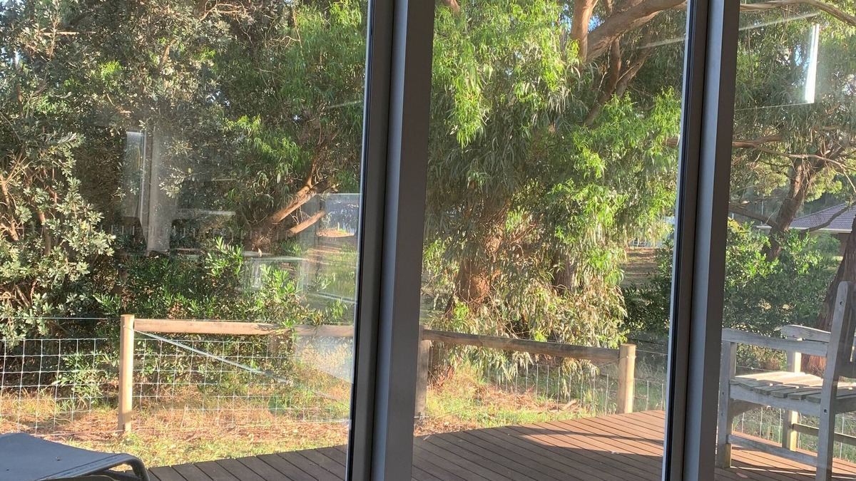 Venus Bay House | Tranquil Getaway Wifi Netflix and Pet friendly