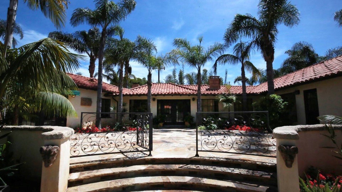 Santa Barbara Villa | Tranquil Private Resort Home in Paradise