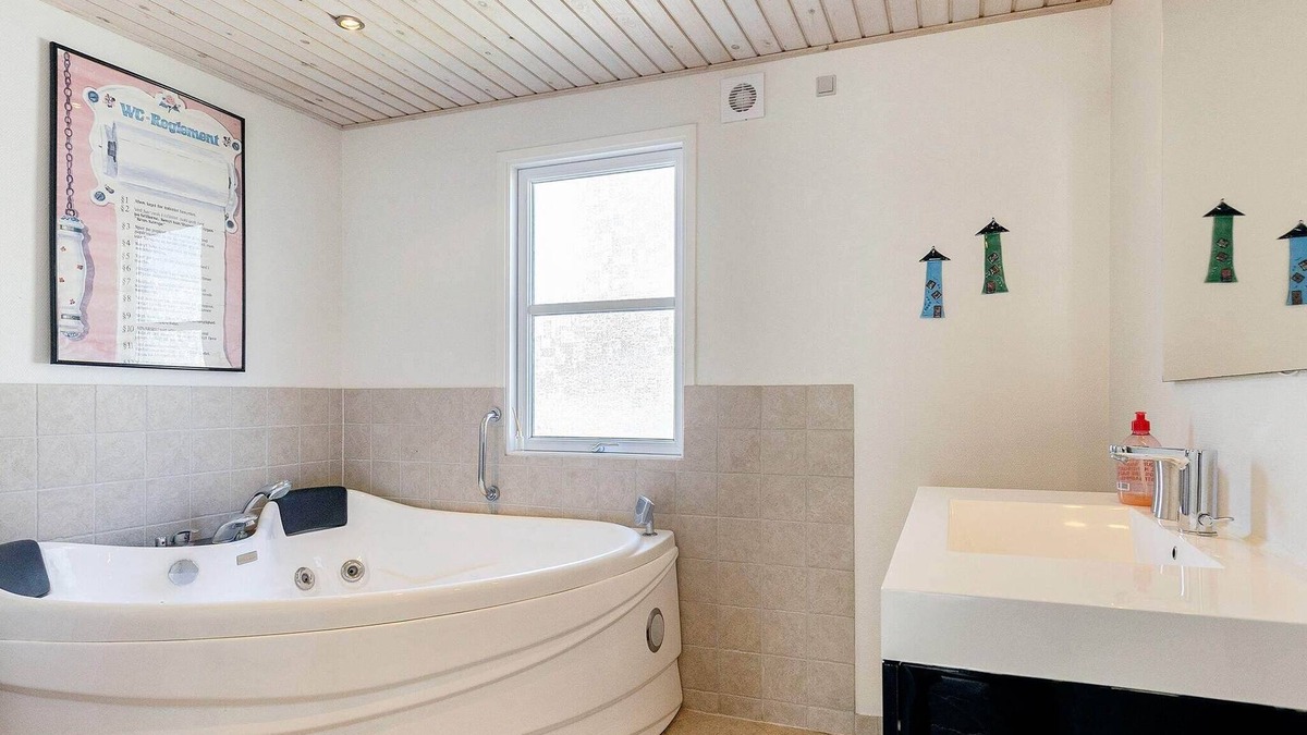 Hou House | Tranquil Retreat in Hou Oasis-By Traum