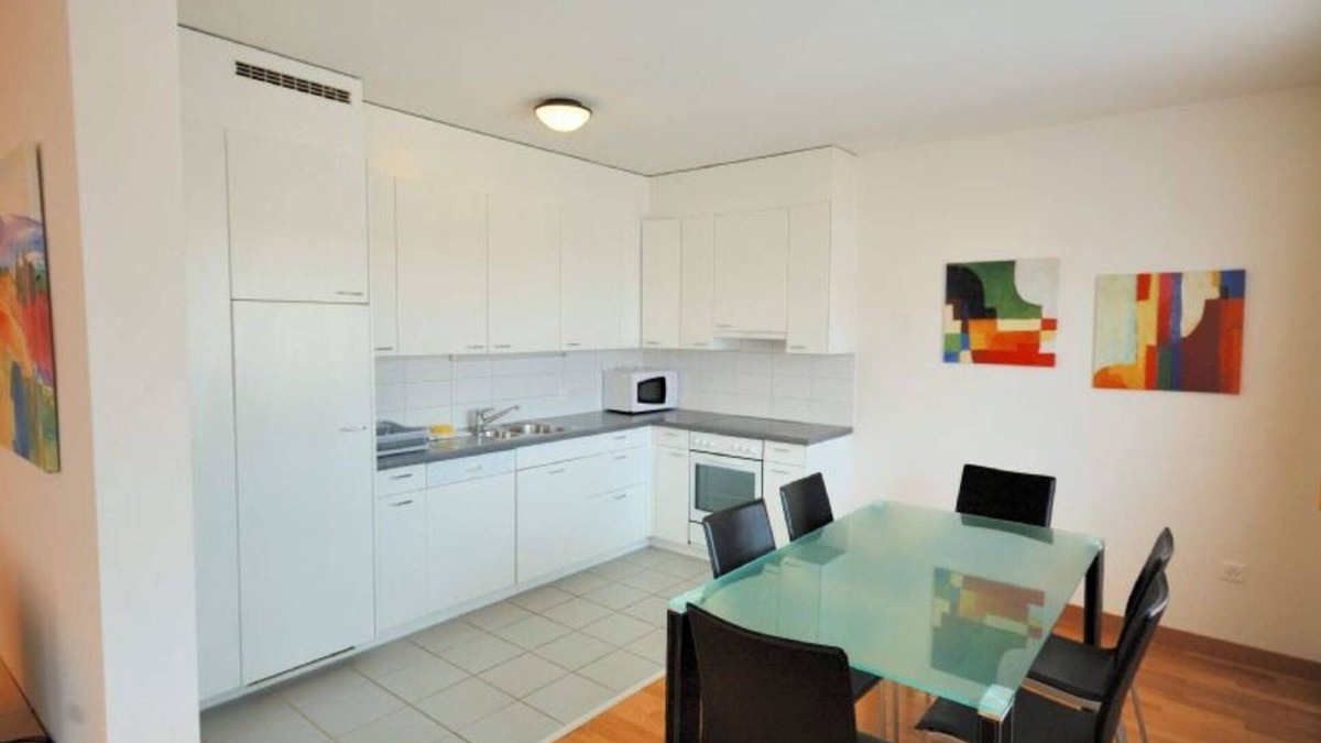Werd Apartment | Tranquil Seafront Escape