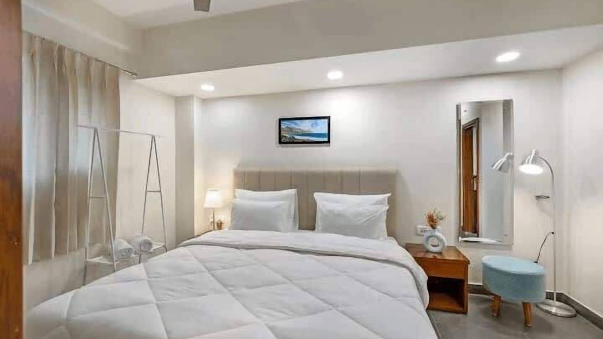 Gurugram Apartment | Tranquil Studio apartment