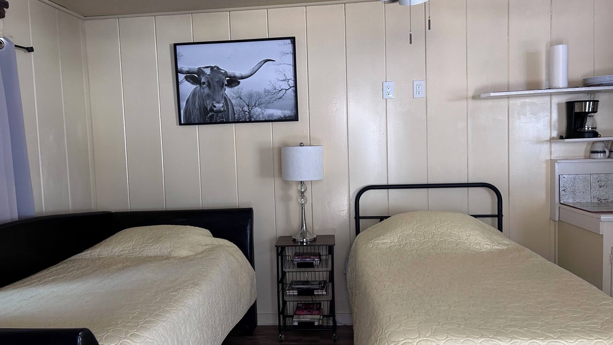 Salinas Apartment | Tranquil studio with WiFi in sunny outskirts Salinas