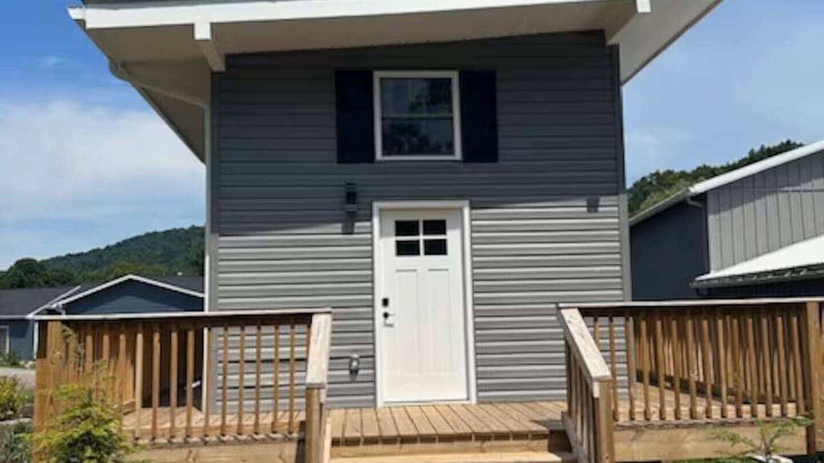 McHenry Apartment | Tranquil Tiny House by the Brook – Your Mountain Escape Awaits