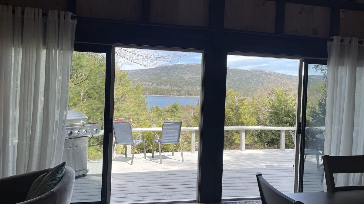 Hall Quarry House | Tranquil Views of Somes Sound and beautiful Sargent Mnt. at your door.