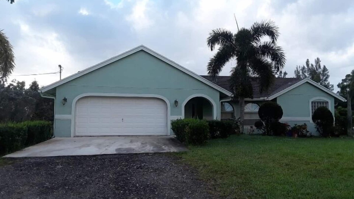 Hunt Club House | Tranquil West Palm Beach getaway