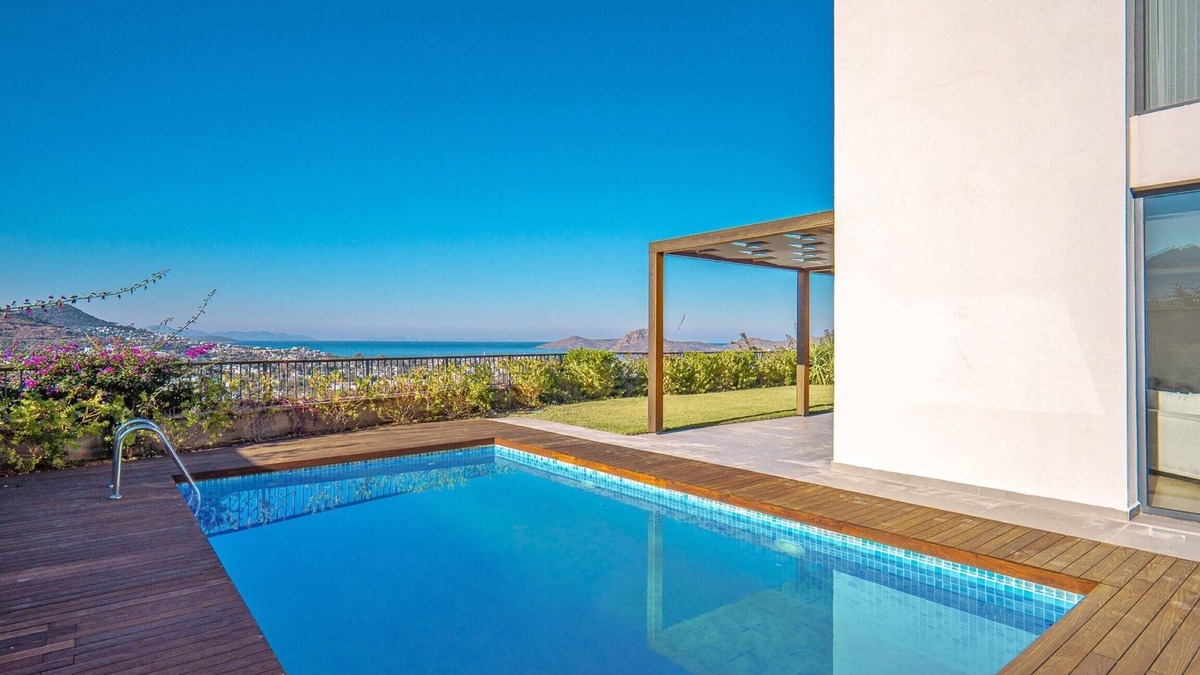 Yalikavak Villa | Tranquil Yalıkavak Retreat: Private Pool, Sea Views & Family Paradise