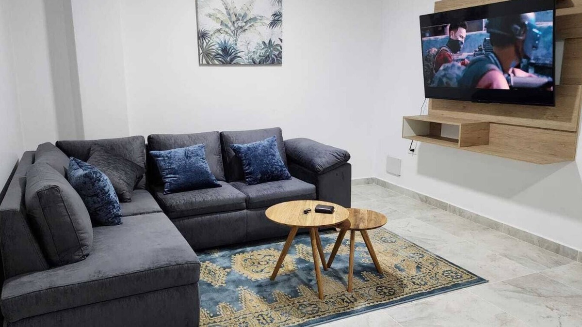Jardin Apartment | Tranquility and mountains near the main park.