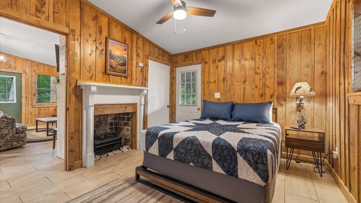 Luray House | Tranquility Awaits: Shenandoah Riverfront Retreat!