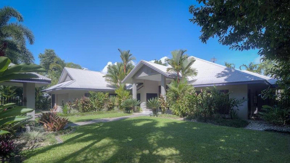 Craiglie House | Tranquility By The Course Port Douglas