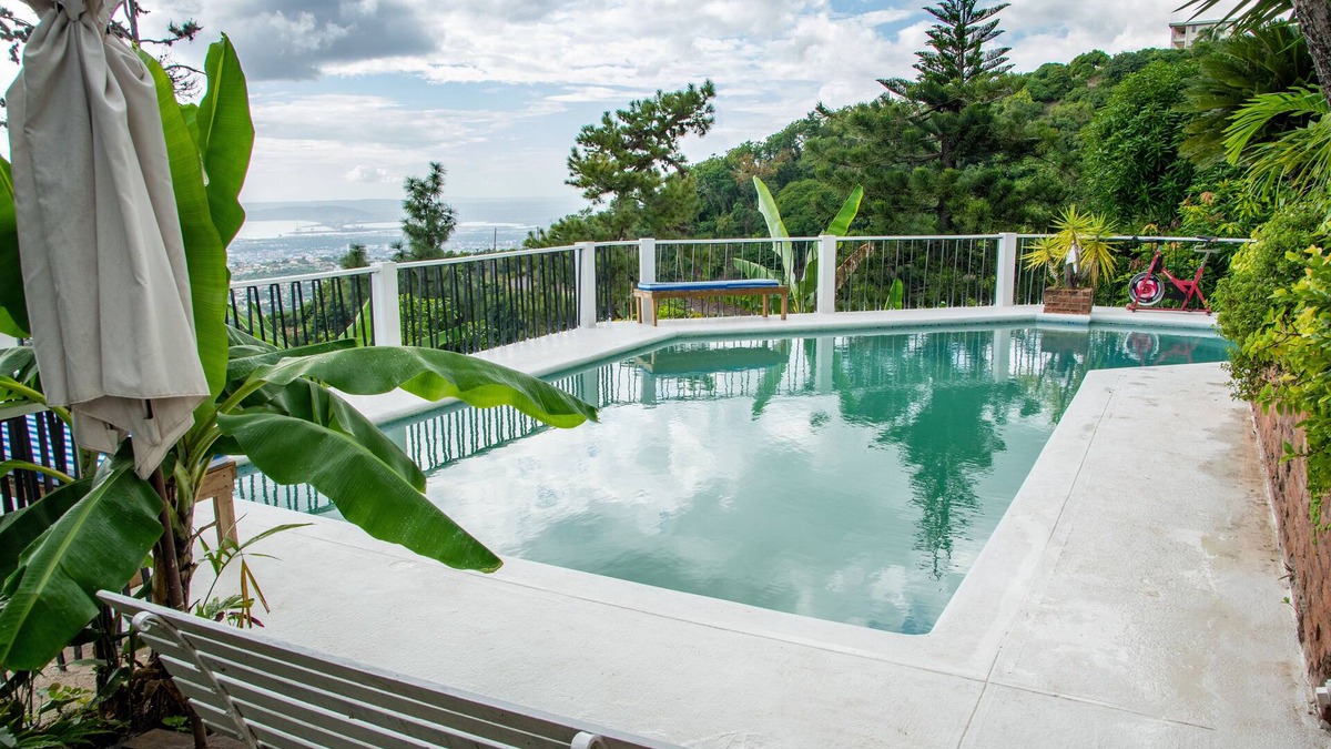 Jack's Hill Apartment | Tranquility Estate - Your Idyll In The Hustle And Bustle Of Kingston