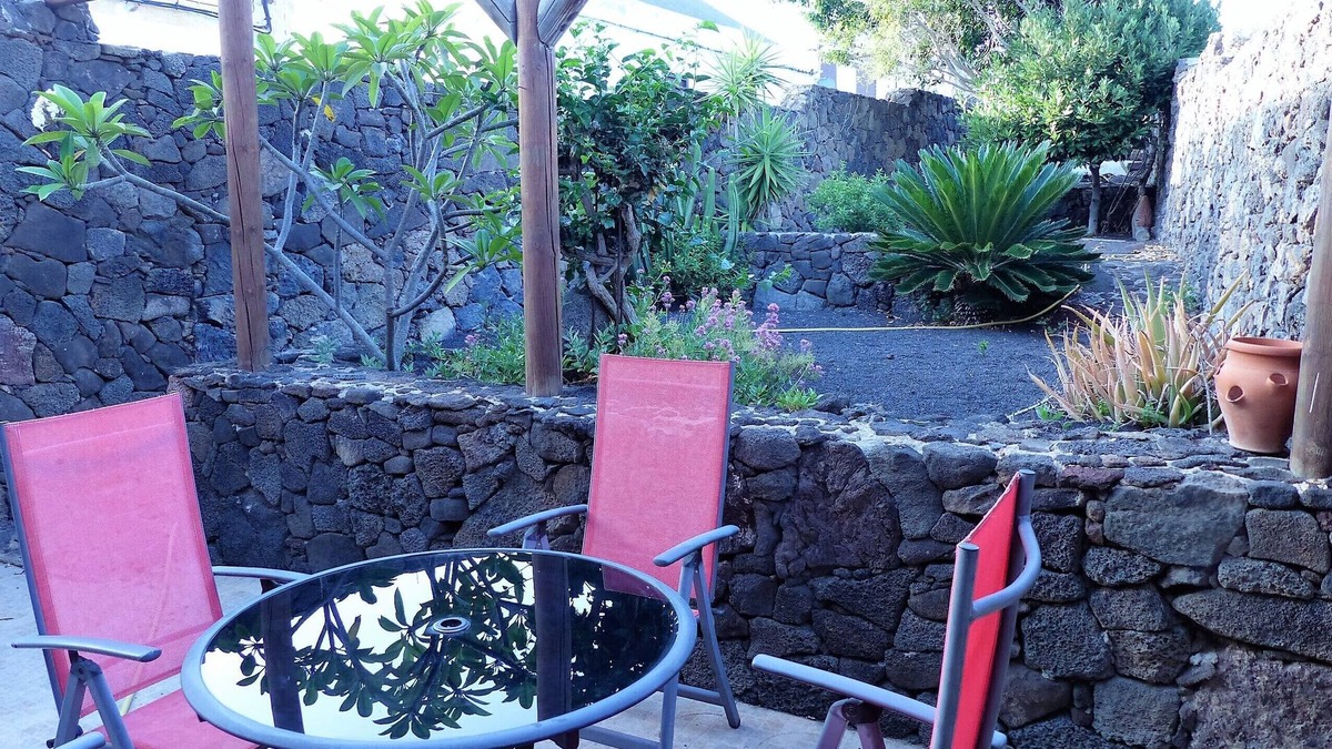 Maguez Cottage | Tranquility in a rural setting and volcanico