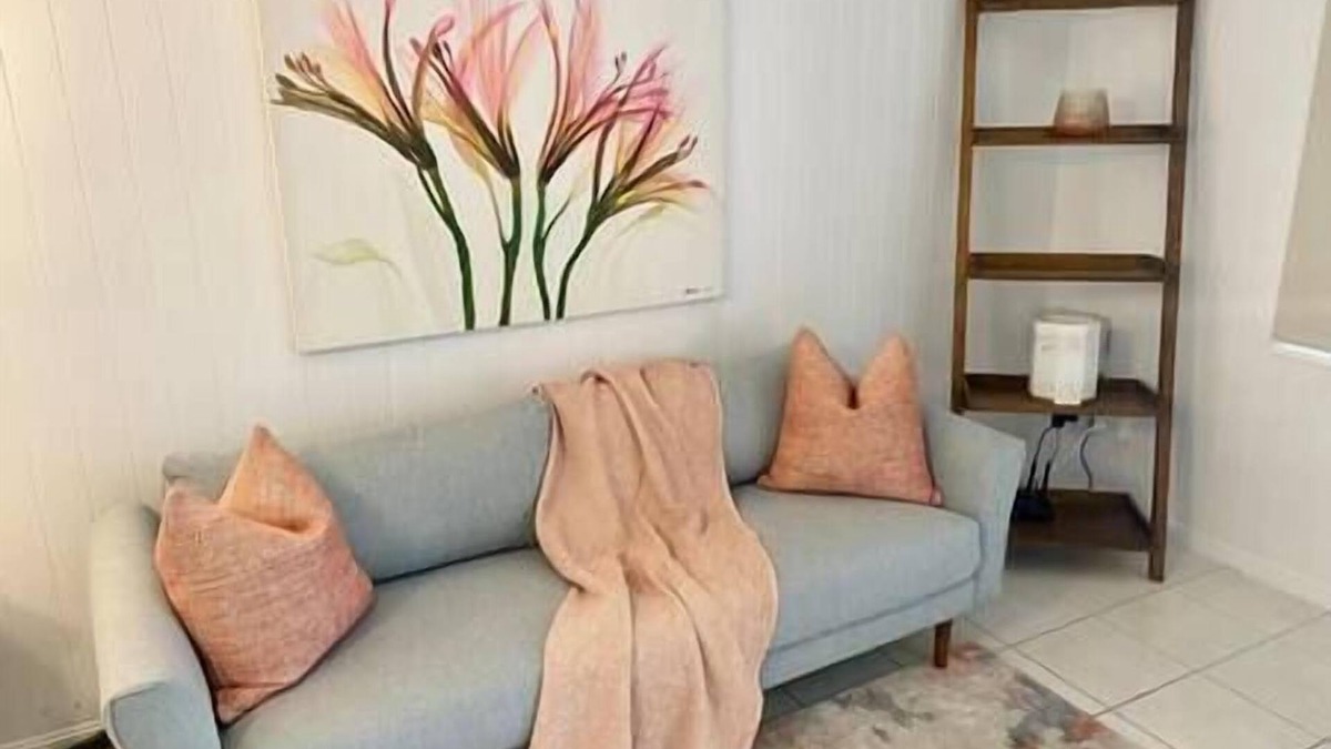 South Townsville Apartment | Tranquility on Tully:Charming Queenslander Retreat