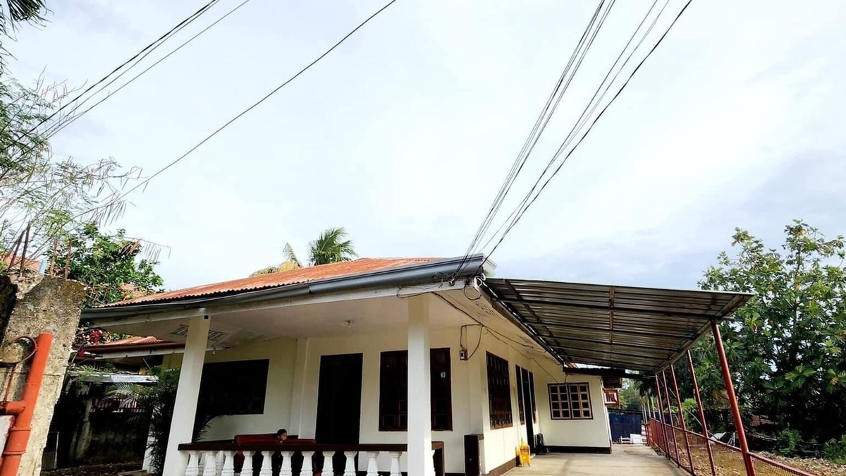 Tagbilaran House | Transient House at the heart of a city! Pet friendly