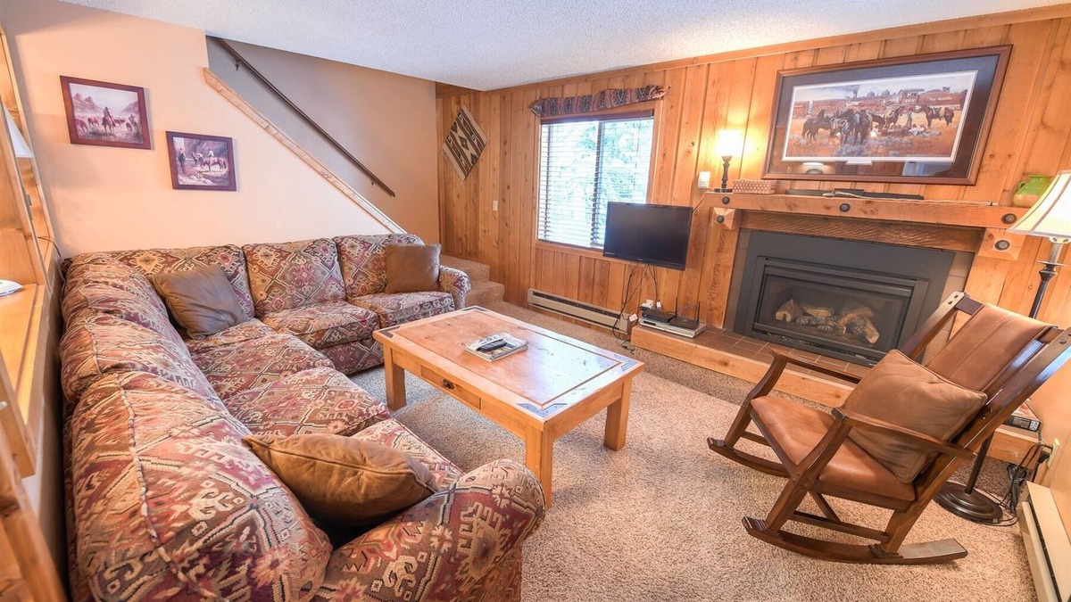 West Yellowstone Condo | Trapper Condo Unit 7