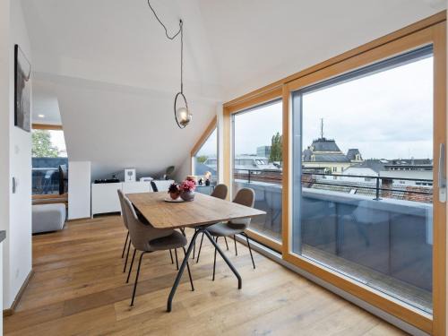 Bregenz Apartment | Traumhafte Stadtwohnung mit Bodensee-Blick