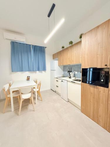 Ciutat de les Arts i les Ciencies Apartment | Travel Habitat Oceanografic Suites