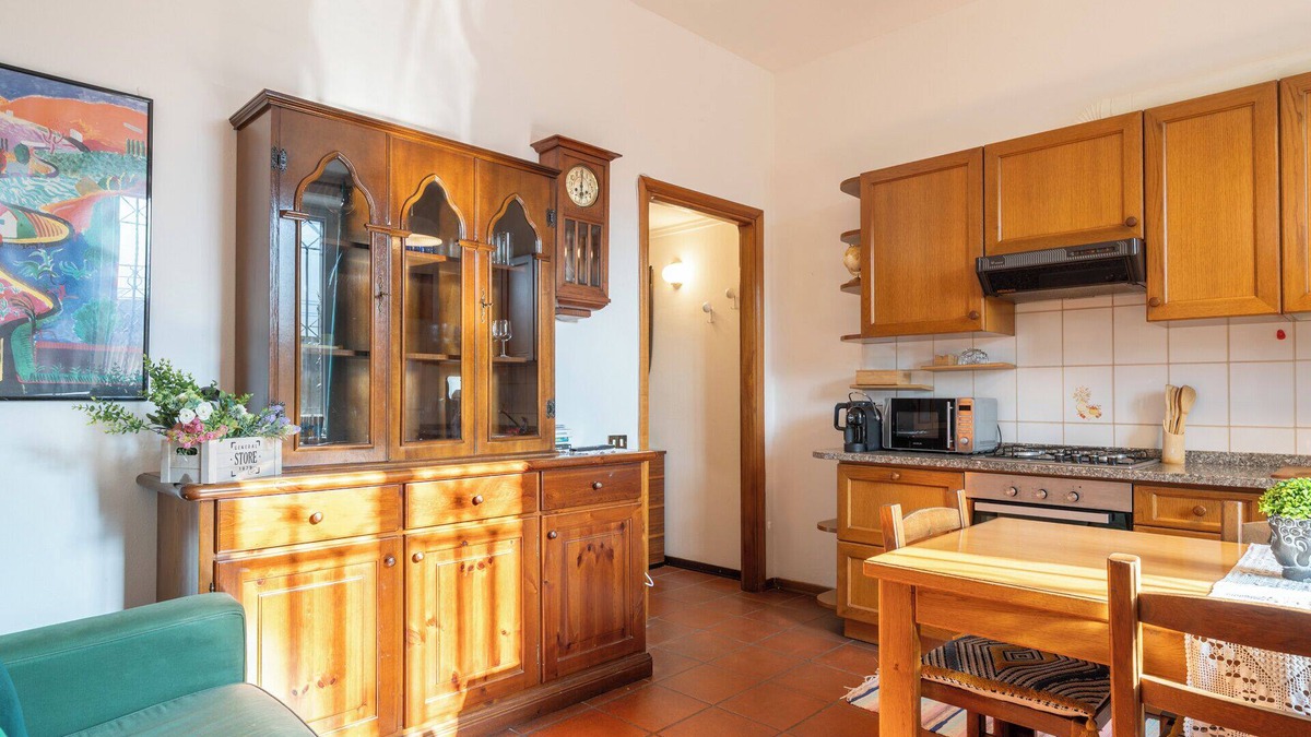 Lecco Apartment | Traveler's Retreat in Lecco
