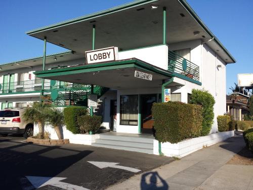 Ventura Hotel | Travelers Beach Inn
