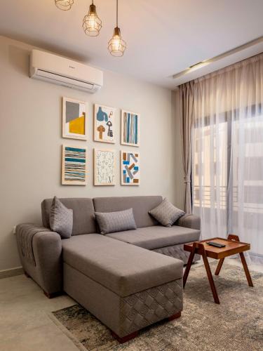 Cairo Apartment | Travelholic Residence Golden Gates