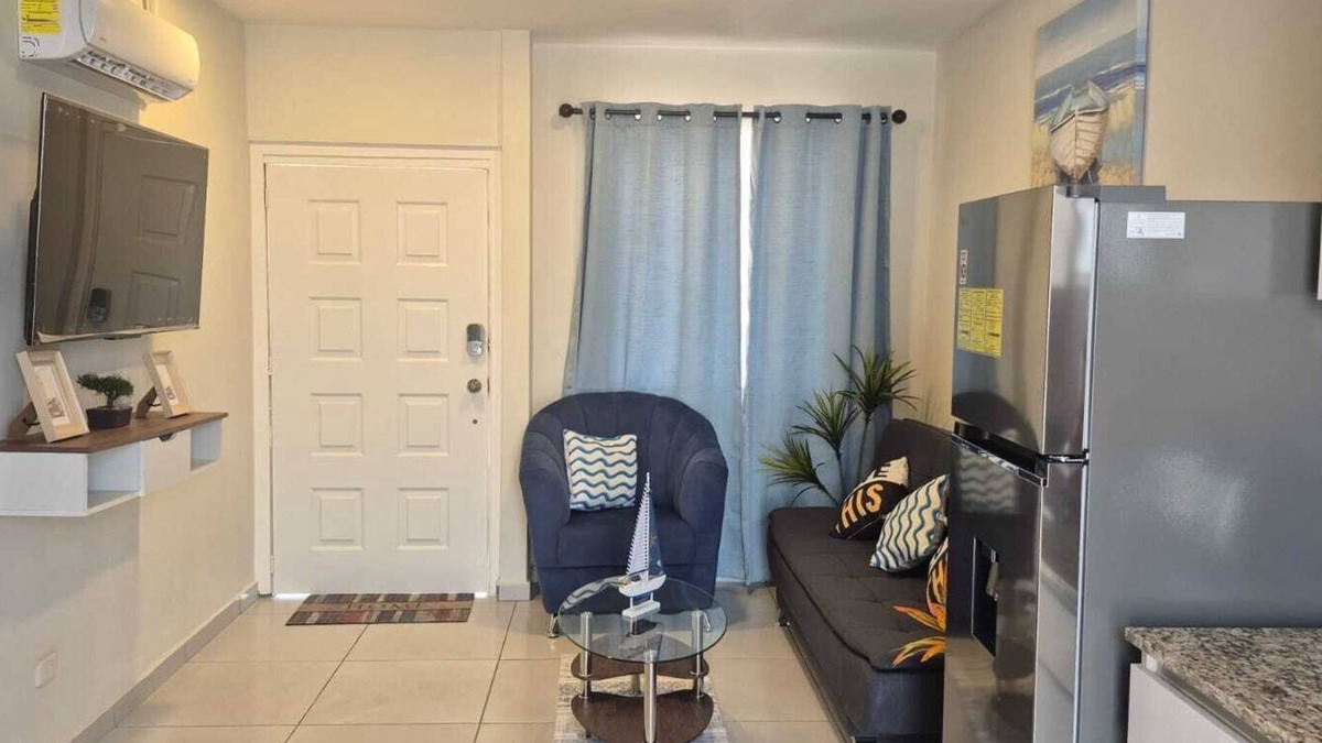 San Luis Talpa House | Traveling or arriving 7 minutes from El Salvador airport modern house