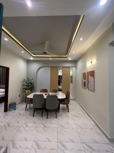D.H.A. Apartment | Travellers Heaven 3BR APT DHA PHASE VI Nishat Commercial