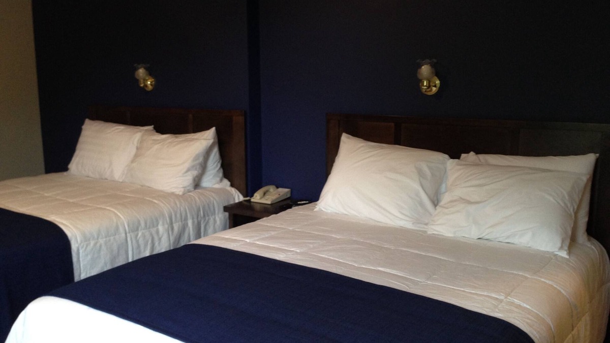 Owen Sound Hotel | Travellers Motel - New Wing