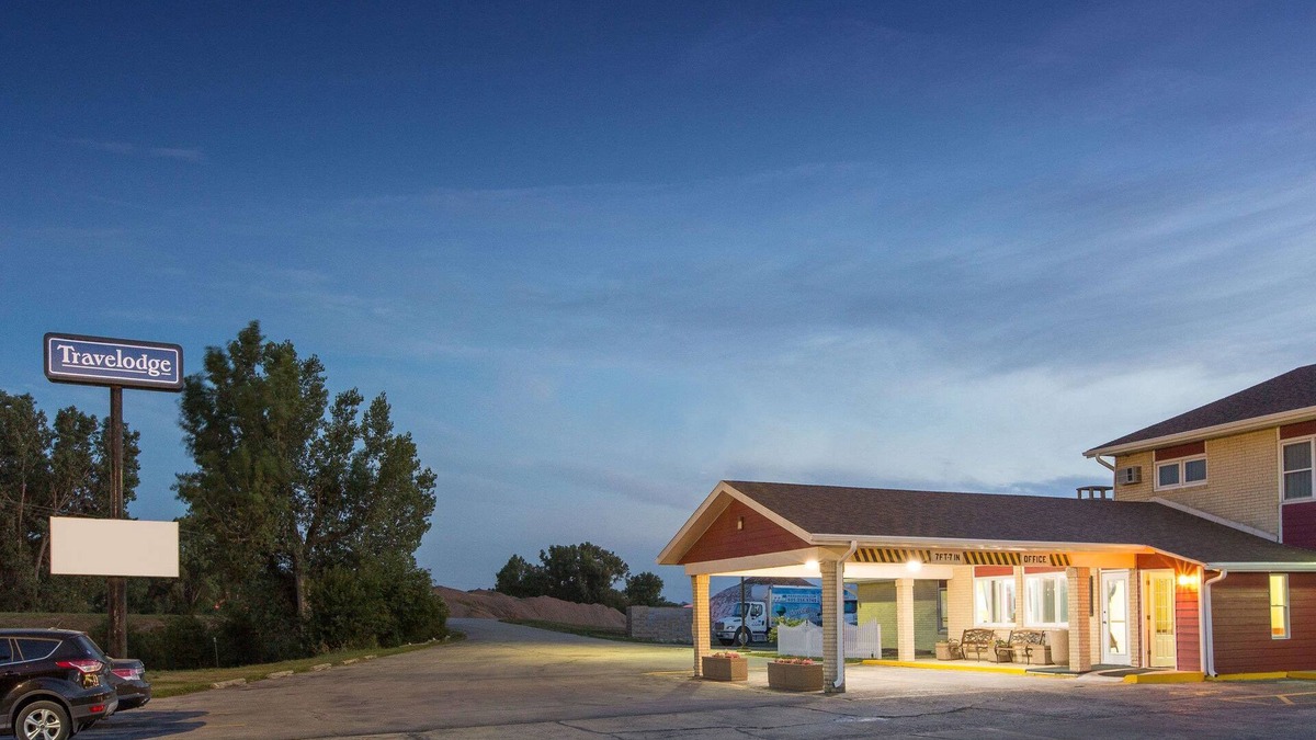 Denison Hotel | Travelodge by Wyndham Denison