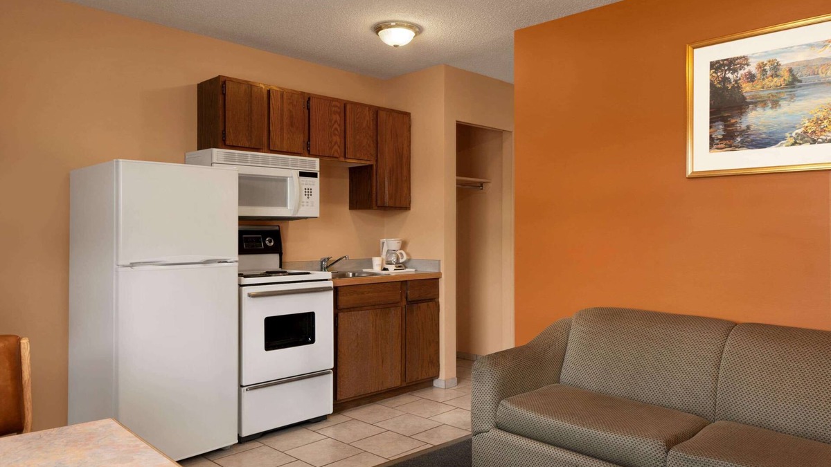 Quesnel Hotel | Travelodge by Wyndham Quesnel