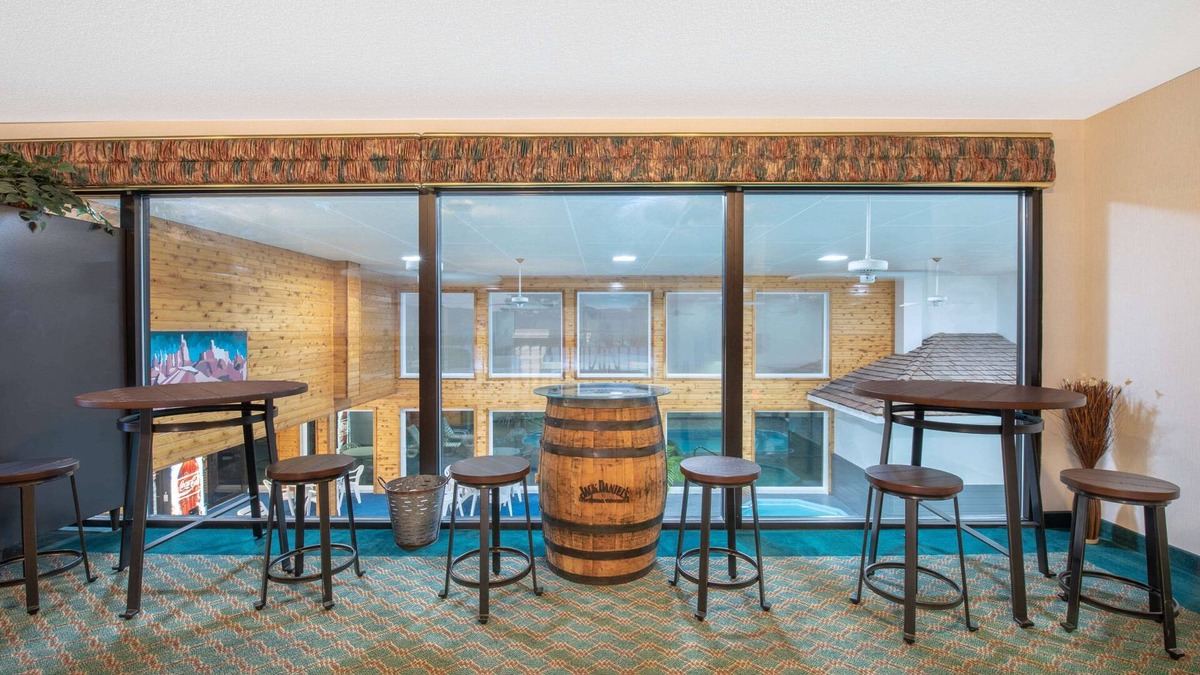 Spearfish Hotel | Travelodge by Wyndham Spearfish