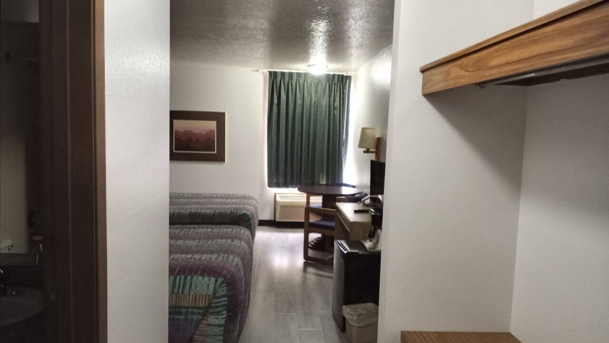 Green River Hotel | Travelodge by Wyndham Green River UT
