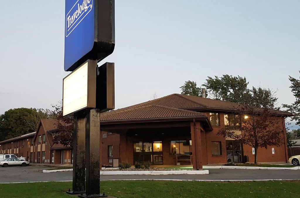 Welland Hotel | Travelodge by Wyndham Welland