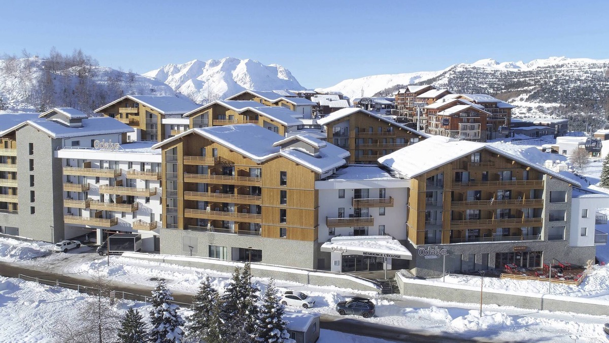 Eclose-Est Apartment | travelski home premium - Résidence L'Éclose 5*