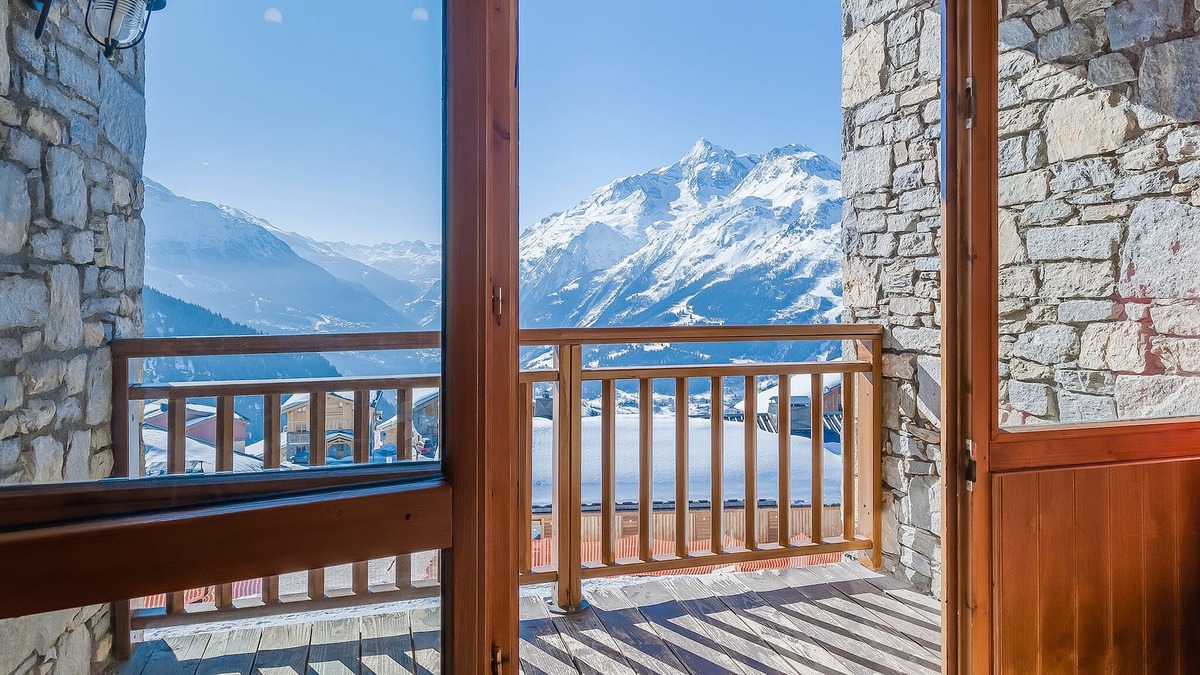 Les Eucherts Apartment | travelski home select - Résidence Les Balcons De La Rosière 4 stars