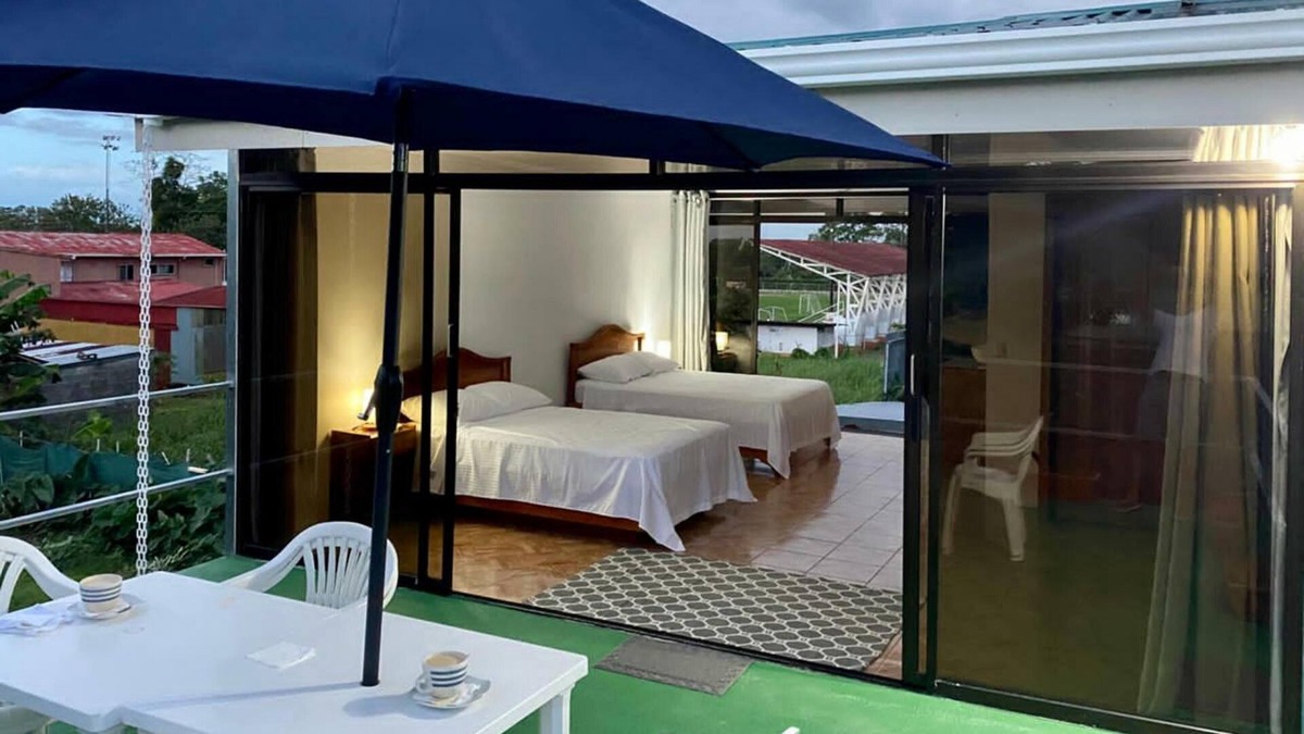 Barrio Dora House | TRC Room's