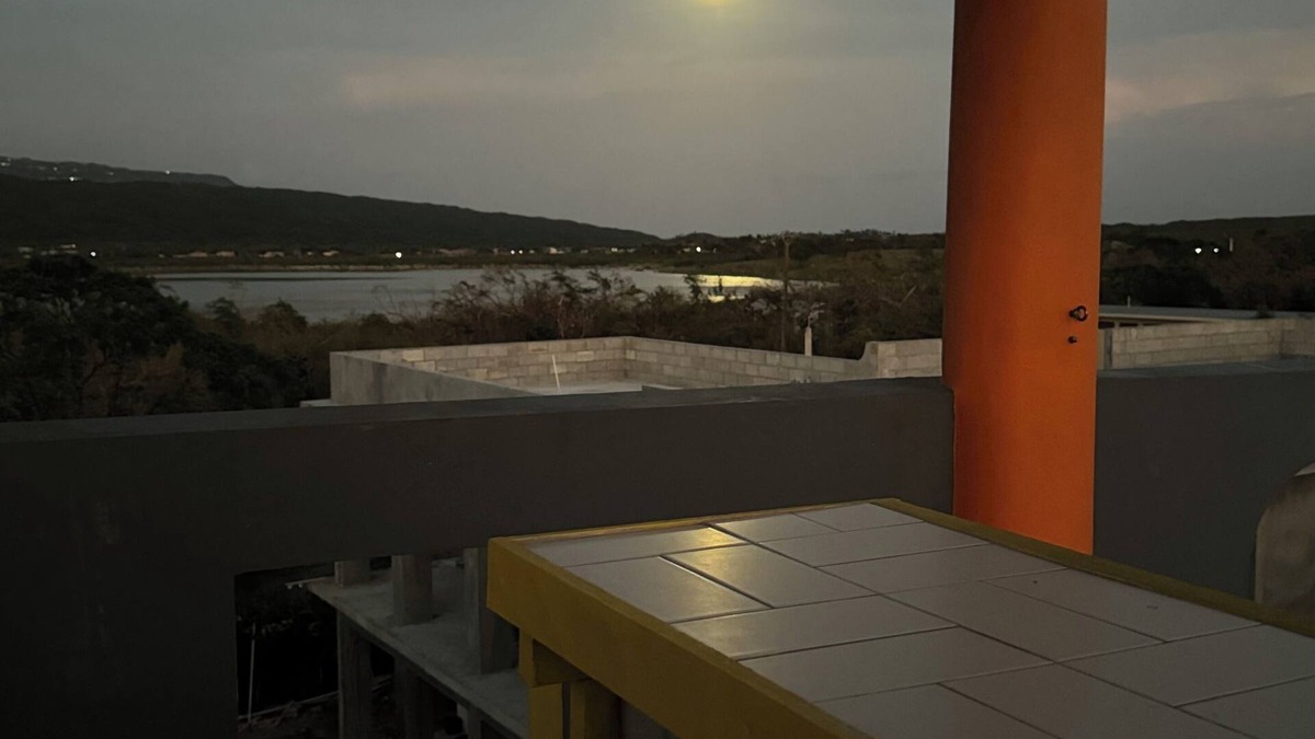 Treasure Beach Villa | Treasure Beach Villa, 5BR Ensuite, B&B, on SouthCoast of Jamaica. Sleeps 11!