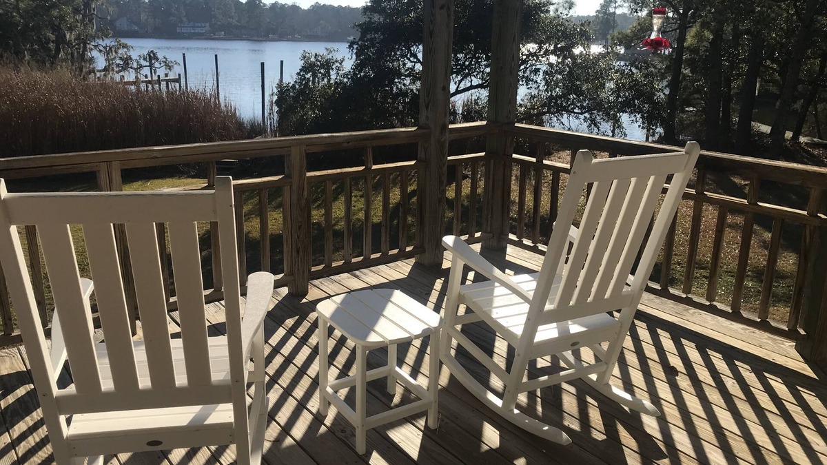 Oriental House | Treasure Drive Home - Bring your boat & stay a while