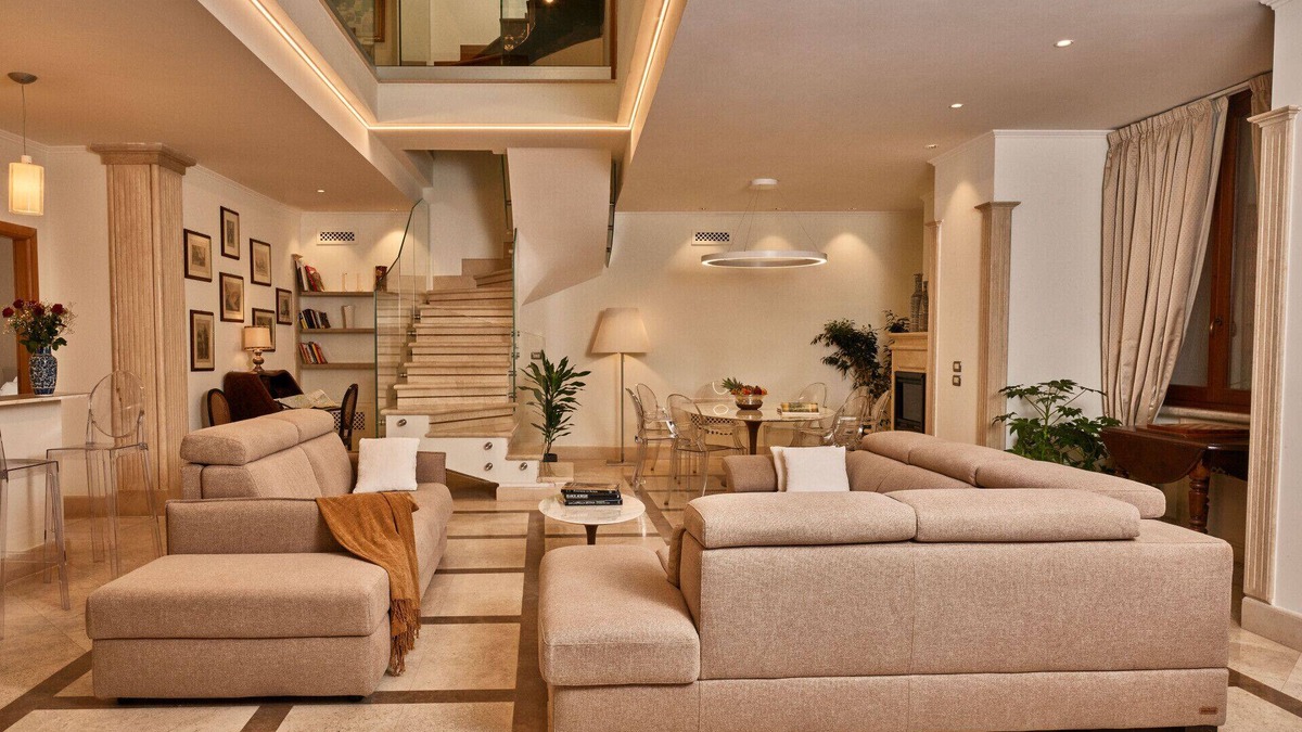 Rome City Centre Apartment | TreasureRome Trevi Private Palace