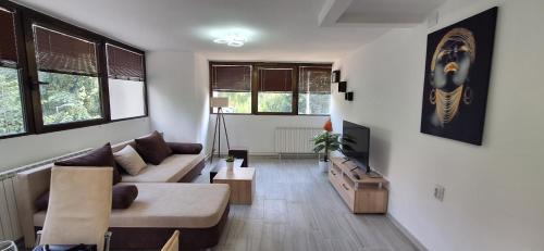 Skopje Region Apartment | Tree house apartment
