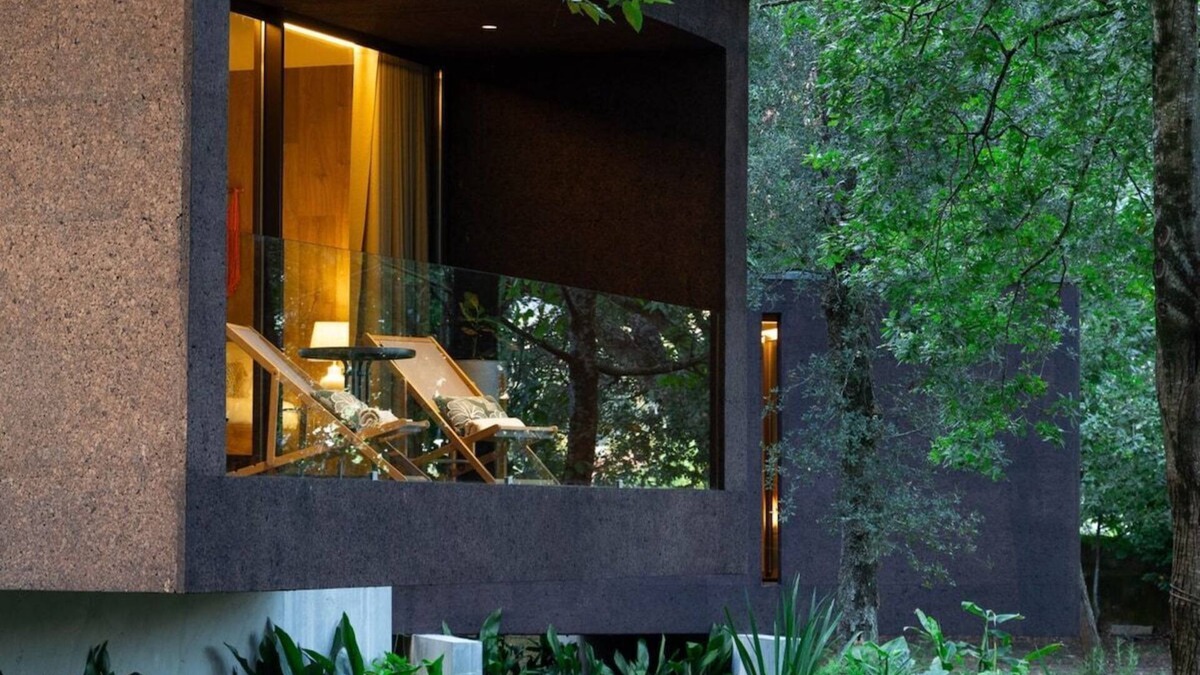 Barroselas House | Tree Retreat Bungalow | Private Garden & Pool