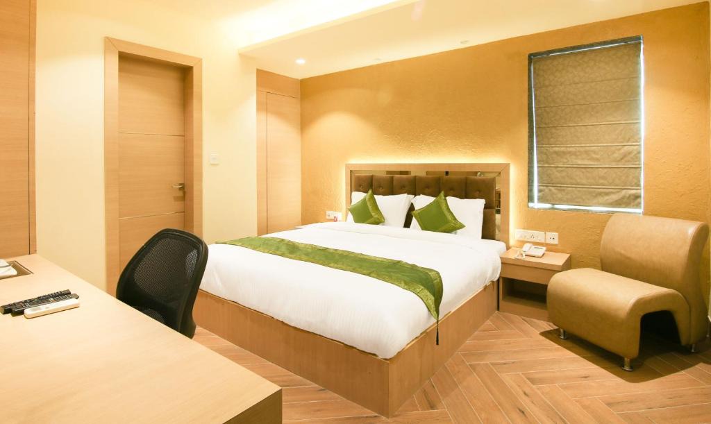 Chinar Park Hotel | Treebo Hoops - Airport, VIP Road