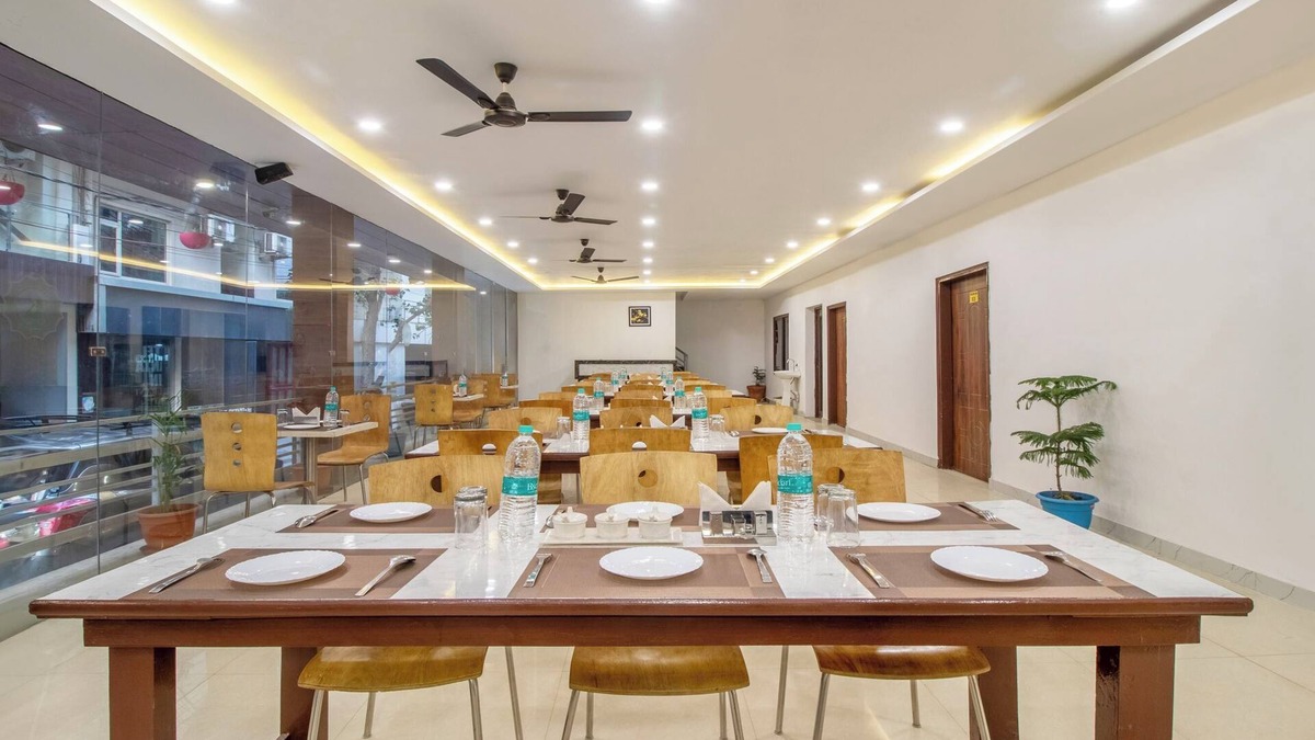 Allahabad Hotel | Treebo Prayag Palace