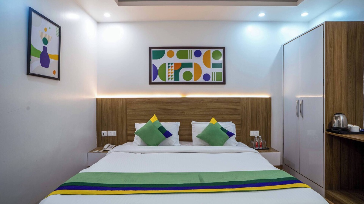 Rajgurunagar Hotel | Treebo Sairadha