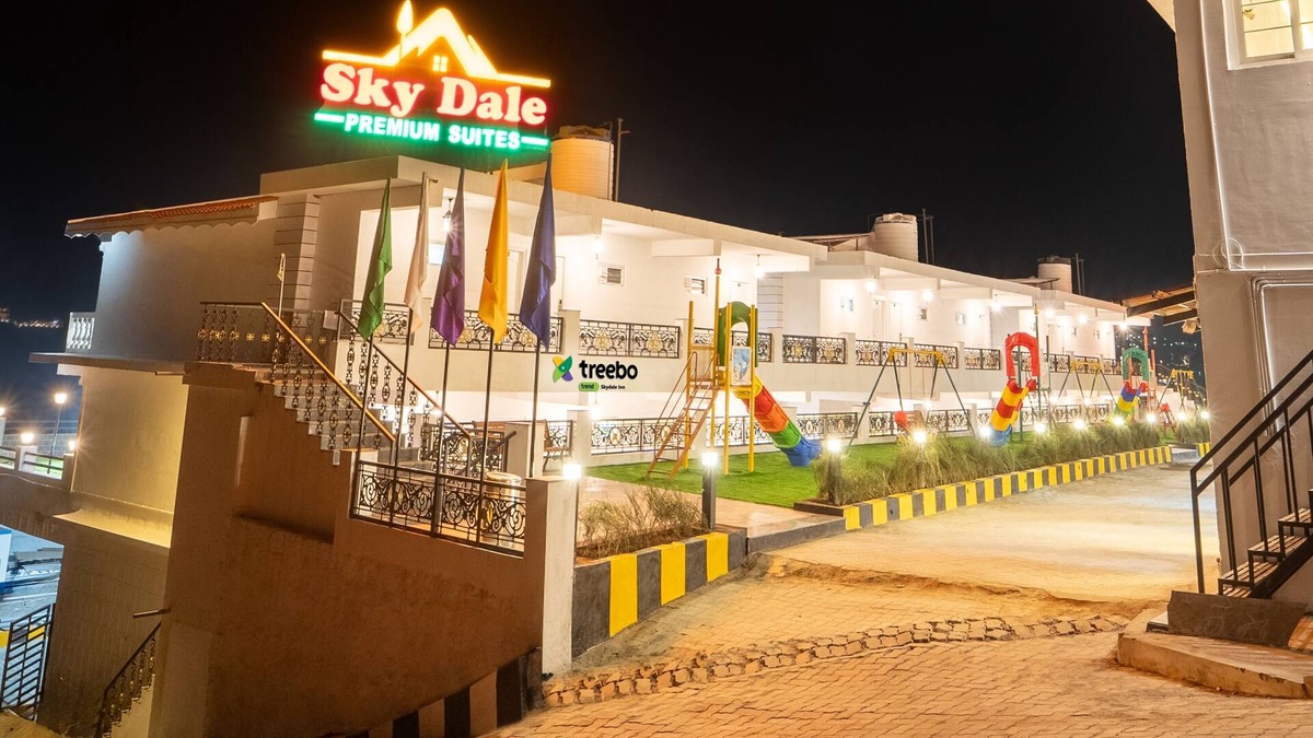 Ooty Hotel | Treebo Skydale Premium Suites, 1500 Mtrs From Ooty Lake